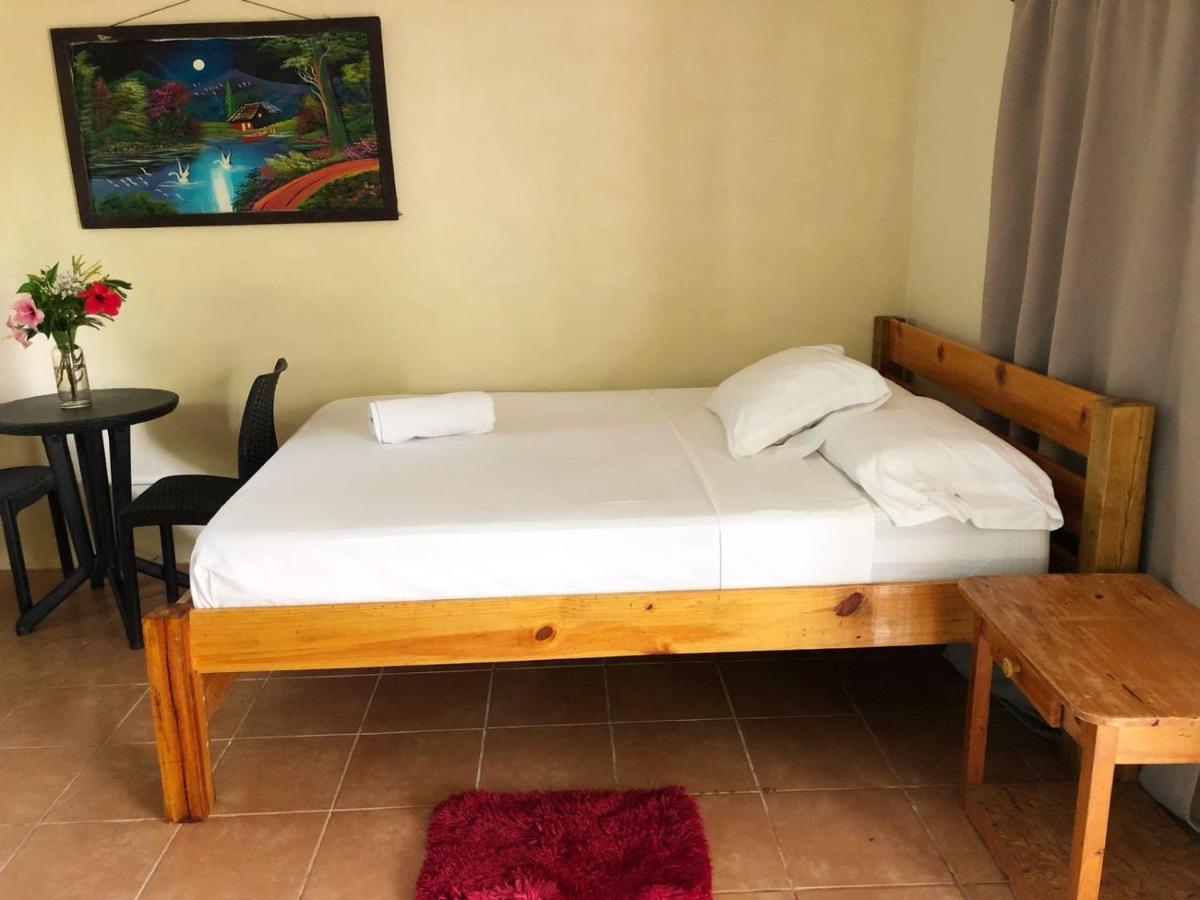Sunshine Hotel Pulau Little Corn Bagian luar foto