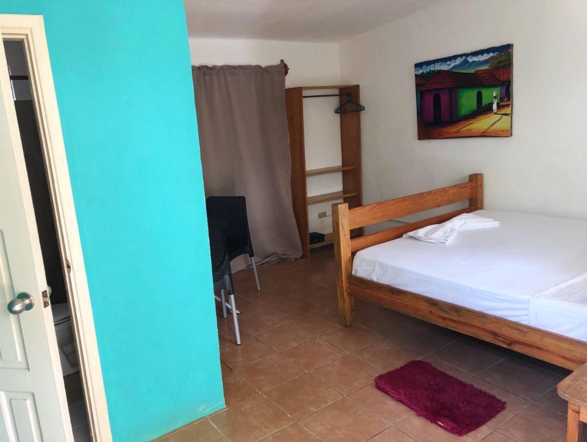 Sunshine Hotel Pulau Little Corn Bagian luar foto